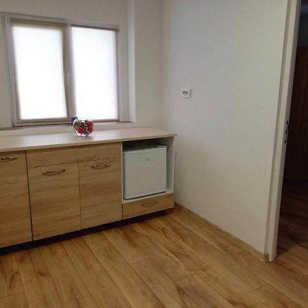 كرايوفا Pensiunea Eden House المظهر الخارجي الصورة